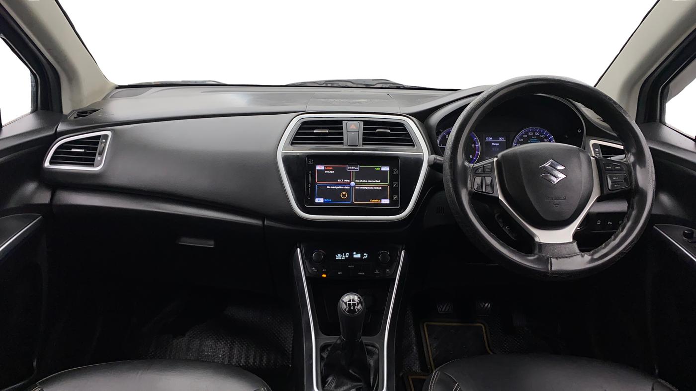 2017 Maruti S Cross ZETA 1.3, Diesel, Manual, 1,23,931 km, Dashboard