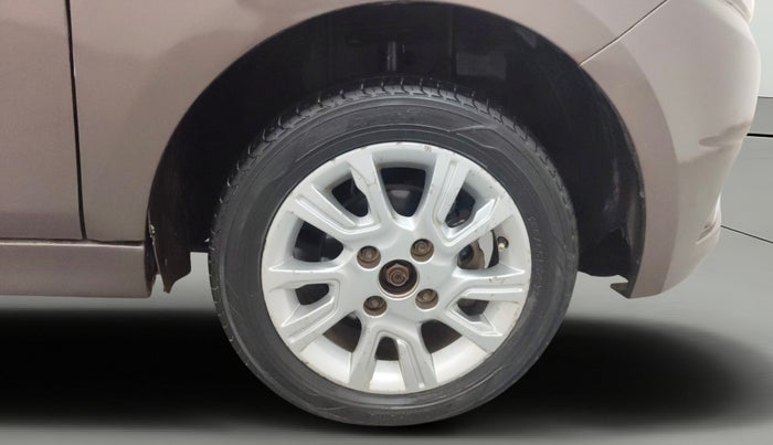 2018 Tata Tiago XZ PETROL, Petrol, Manual, 1,02,630 km, Right Front Wheel