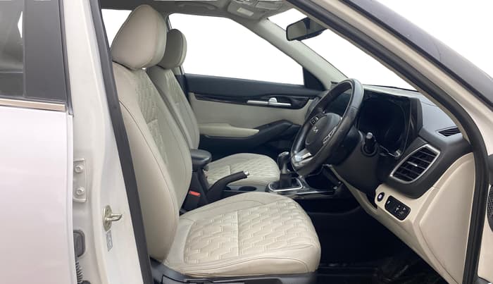 2021 KIA SELTOS HTX 1.5 PETROL DUAL TONE, Petrol, Manual, 1,36,512 km, Right Side Front Door Cabin