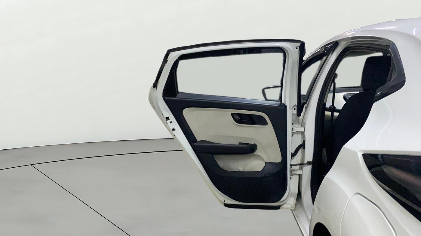 2021 Tata ALTROZ XM PLUS DIESEL, Diesel, Manual, 80,846 km, LHS Rear Door