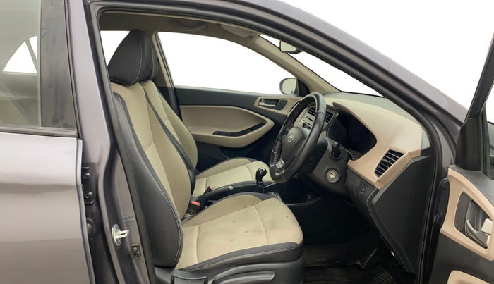 2015 Hyundai Elite i20 SPORTZ 1.2, Petrol, Manual, 86,928 km, Right Side Front Door Cabin