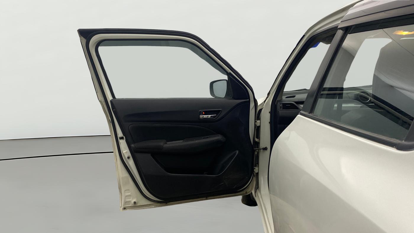 2018 Maruti Swift VXI, Petrol, Manual, 40,873 km, LHS Front Door