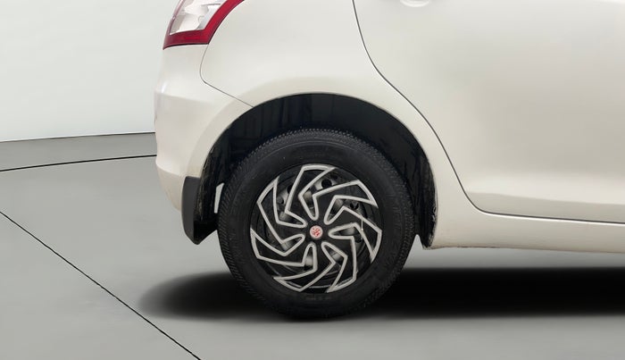 2017 Maruti Swift LXI (O), Petrol, Manual, 62,149 km, Right Rear Wheel