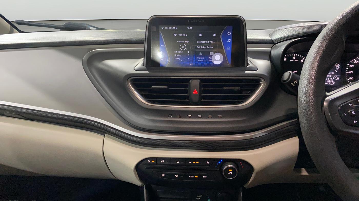 2023 Tata ALTROZ XM PLUS SUNROOF, CNG, Manual, 16,224 km, Air Conditioner