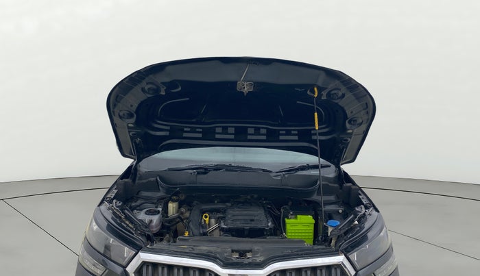 2022 Skoda KUSHAQ ACTIVE 1.0L TSI MT, Petrol, Manual, 37,190 km, Open Bonet