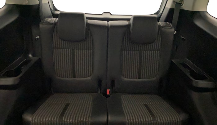 2024 KIA CARENS PRESTIGE 1.5 PETROL 7 STR, Petrol, Manual, 17,853 km, Third Seat Row ( optional )