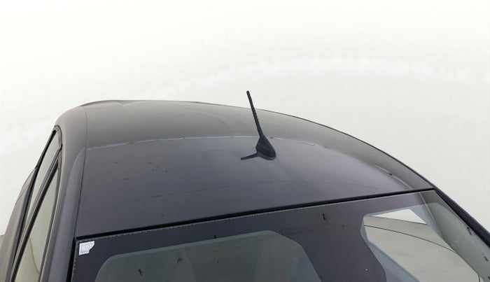 2020 Tata ALTROZ XZ DIESEL, Diesel, Manual, 1,08,010 km, Roof