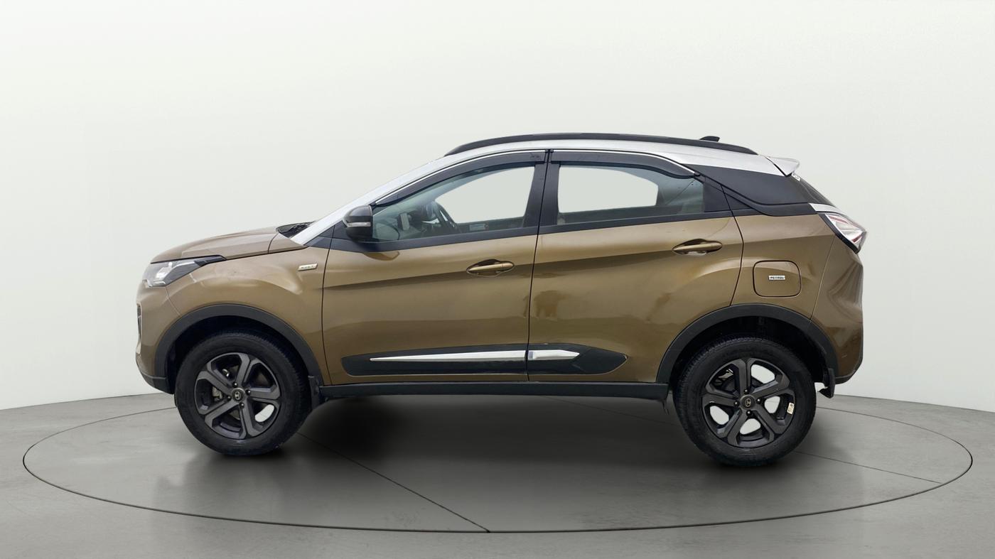 2022 Tata NEXON XZA PLUS (PREMIUM) PETROL JET, Petrol, Automatic, 19,836 km, Left Side