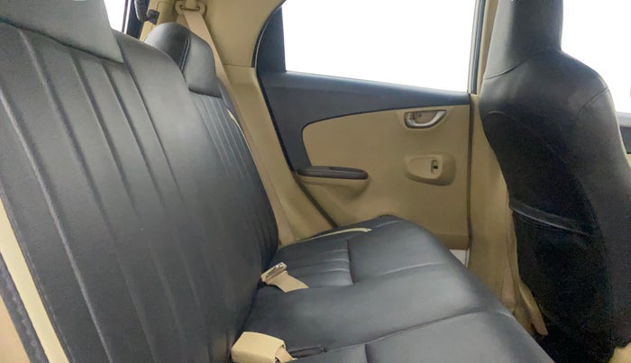 2013 Honda Brio VX MT, Petrol, Manual, 1,11,069 km, Right Side Rear Door Cabin