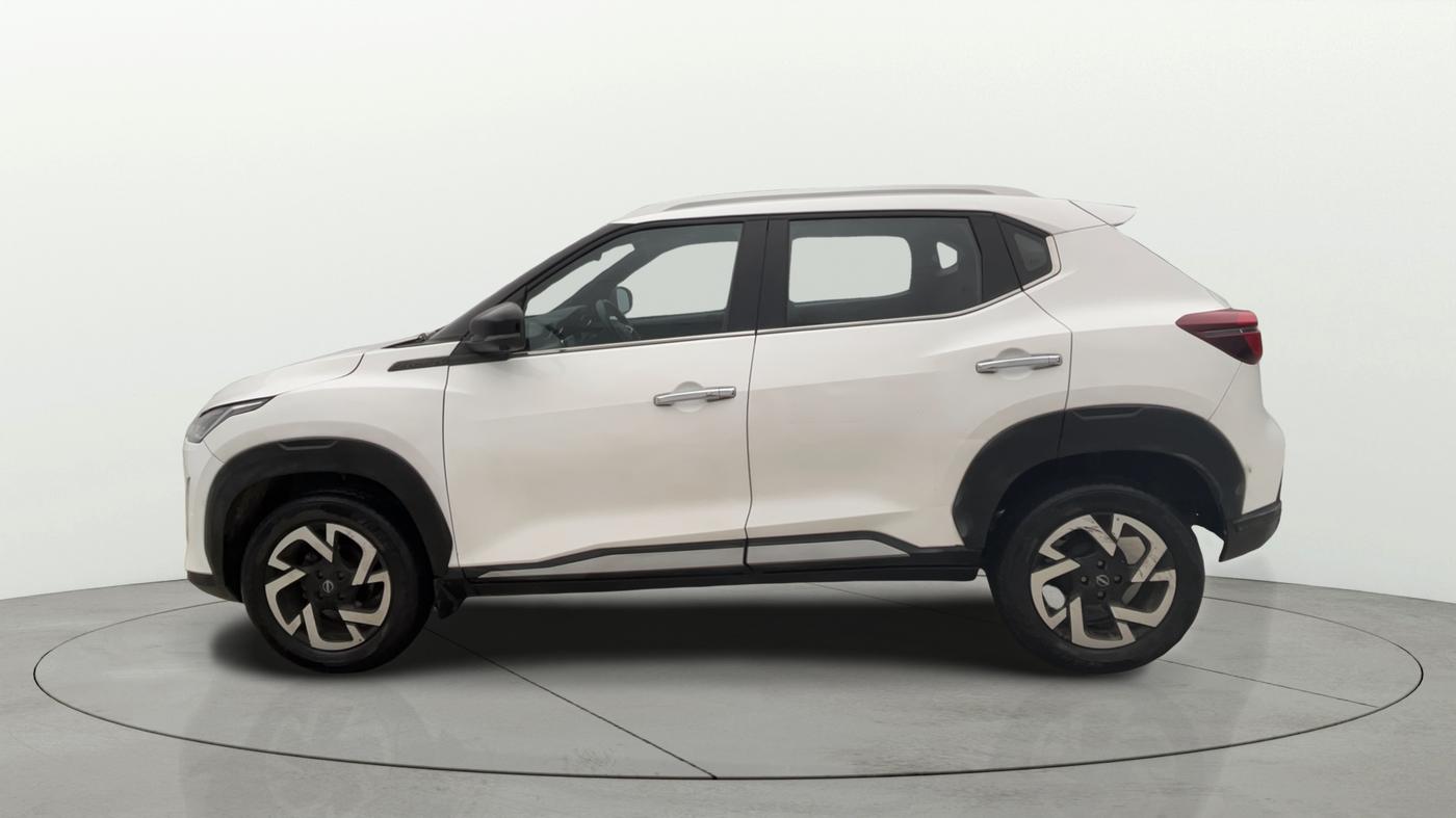 2023 Nissan MAGNITE XV PREMIUM TURBO CVT, Petrol, Automatic, 16,395 km, Left Side