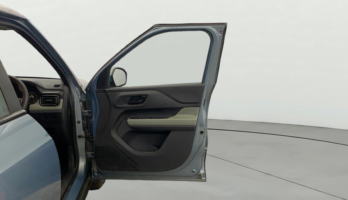 2022 Tata PUNCH ADVENTURE MT, Petrol, Manual, 13,148 km, RHS Front Door