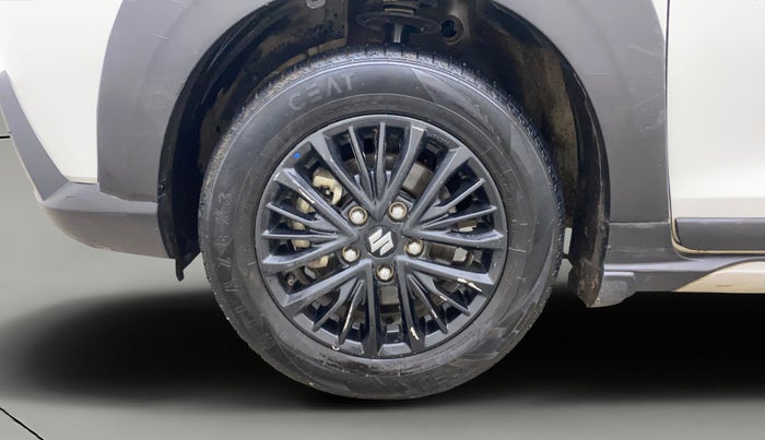 2020 Maruti XL6 ZETA MT, Petrol, Manual, 93,882 km, Left Front Wheel