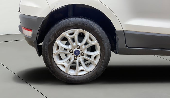 2016 Ford Ecosport TITANIUM 1.5L PETROL AT, Petrol, Automatic, 1,00,877 km, Right Rear Wheel