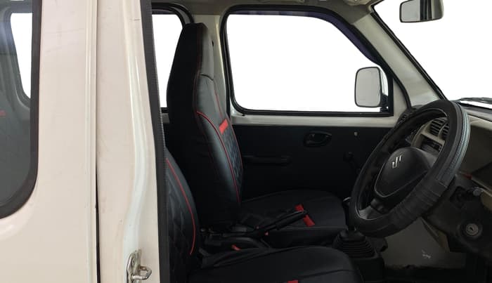 2020 Maruti Eeco 5 STR WITH A/C+HTR CNG, CNG, Manual, 60,072 km, Right Side Front Door Cabin