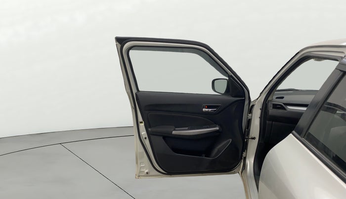 2021 Maruti Swift ZXI, Petrol, Manual, 54,043 km, LHS Front Door