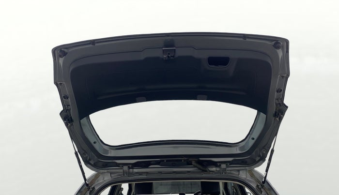 2022 Tata ALTROZ XT PETROL, Petrol, Manual, 31,146 km, Boot Door Open