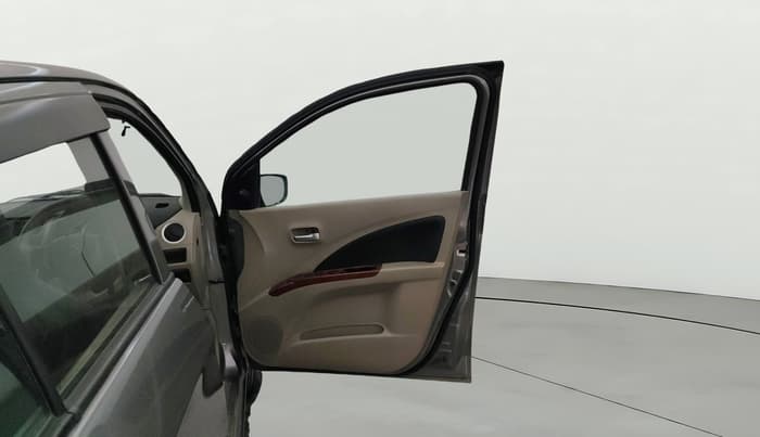 2016 Maruti Celerio VXI CNG, CNG, Manual, 97,934 km, RHS Front Door