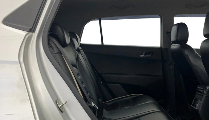 2017 Hyundai Creta SX PLUS 1.6 PETROL, Petrol, Manual, 21,146 km, Right Side Rear Door Cabin