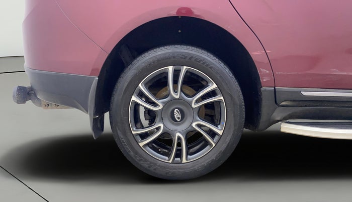 2018 Mahindra MARAZZO M8 7 STR, Diesel, Manual, 49,420 km, Right Rear Wheel