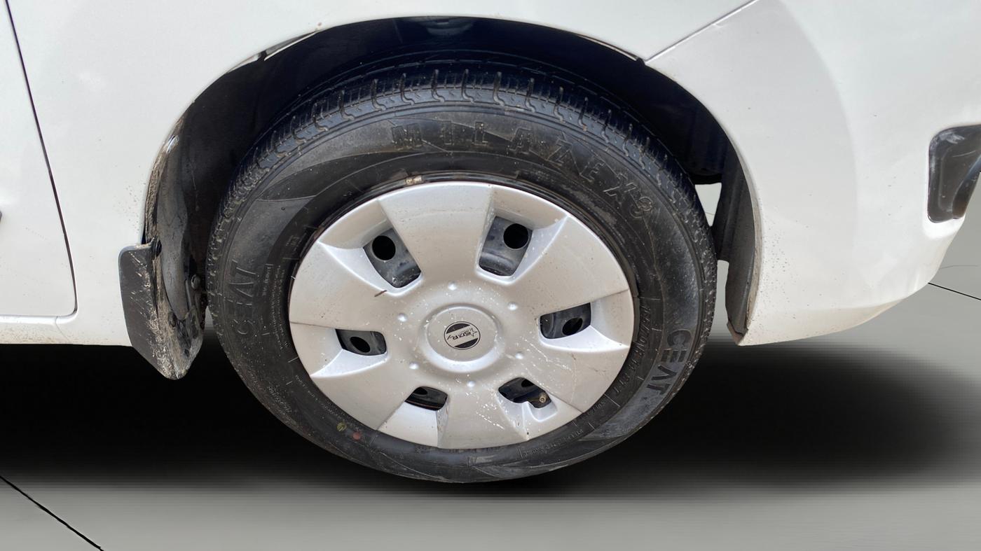 2017 Maruti Wagon R 1.0 VXI, CNG, Manual, 1,32,273 km, Right Front Wheel