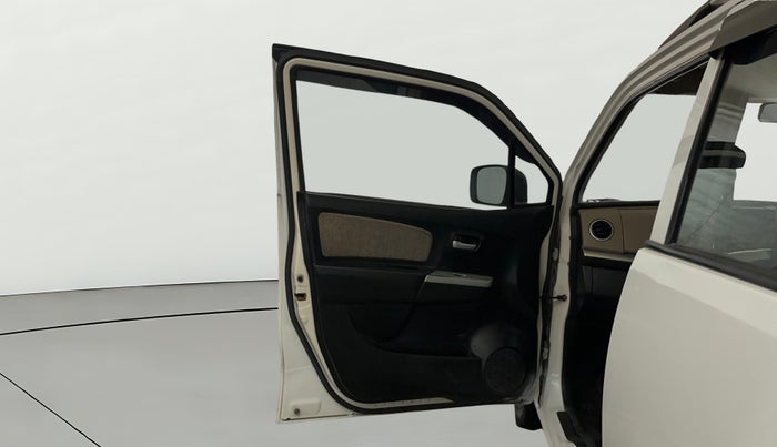 2015 Maruti Wagon R 1.0 VXI, CNG, Manual, 83,196 km, LHS Front Door