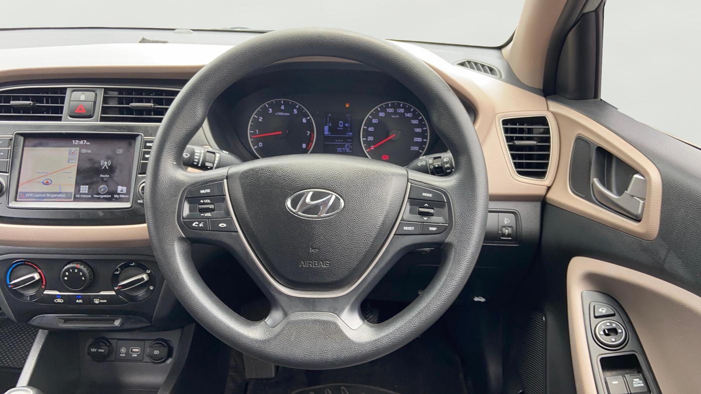 2019 Hyundai Elite i20 SPORTZ PLUS 1.2, Petrol, Manual, 35,759 km, Steering Wheel Close Up