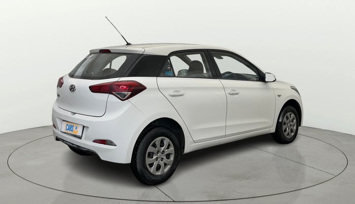 2017 Hyundai Elite i20 MAGNA EXECUTIVE 1.2, Petrol, Manual, 49,733 km, Right Back Diagonal