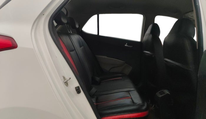 2015 Hyundai Grand i10 ASTA 1.2 KAPPA VTVT, Petrol, Manual, 45,424 km, Right Side Rear Door Cabin