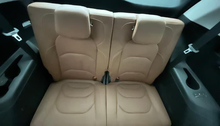 2020 MG HECTOR PLUS SHARP 1.5 PETROL TURBO DCT 6-STR, Petrol, Automatic, 52,464 km, Third Seat Row ( optional )