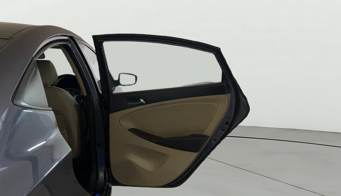 2014 Hyundai Verna FLUIDIC 1.6 VTVT SX, Petrol, Manual, 64,978 km, RHS Rear Door