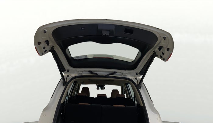 2023 MG HECTOR PLUS SAVVY PRO 1.5 TURBO CVT 7 STR, Petrol, Automatic, 59,794 km, Boot Door Open