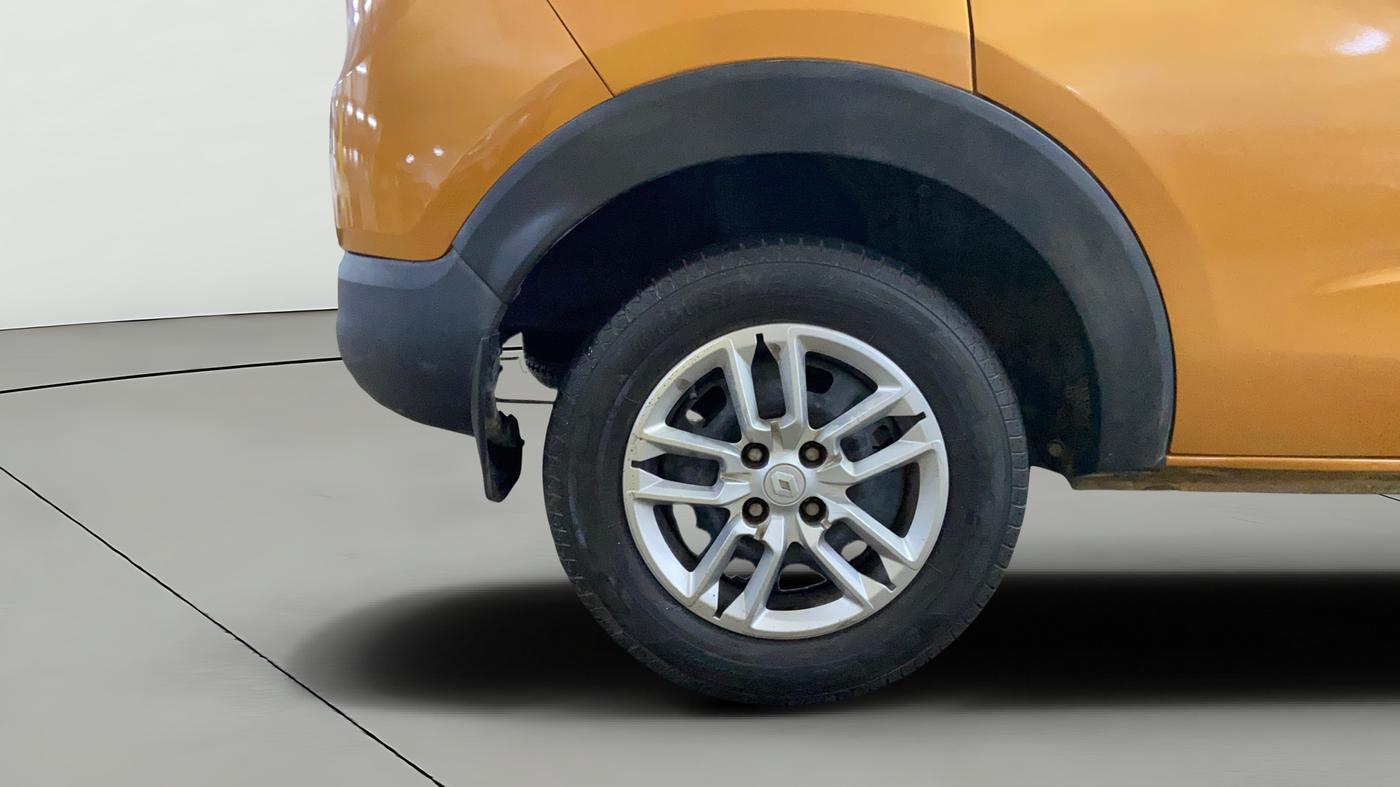 2020 Renault TRIBER RXL MT, Petrol, Manual, 50 km, Right Rear Wheel