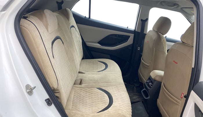 2020 Hyundai Creta E 1.5 DIESEL, Diesel, Manual, 1,20,799 km, Right Side Rear Door Cabin