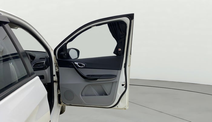 2020 Tata Tiago XZ PLUS PETROL, Petrol, Manual, 27,022 km, RHS Front Door