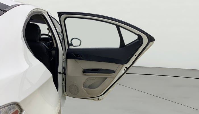 2023 Tata TIGOR XZ CNG, CNG, Manual, 84,063 km, RHS Rear Door