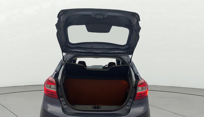 2017 Ford New Figo AMBIENTE 1.2 PETROL, Petrol, Manual, 71,765 km, Boot Door Open