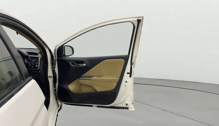 2017 Honda City 1.5L I-VTEC ZX CVT, Petrol, Automatic, 1,19,914 km, RHS Front Door