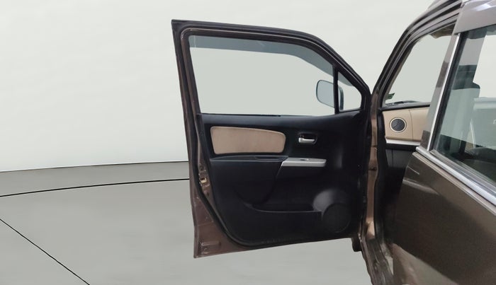 2018 Maruti Wagon R 1.0 LXI CNG, CNG, Manual, 83,232 km, LHS Front Door