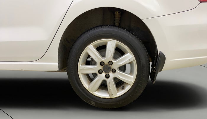 2014 Skoda Rapid AMBITION 1.6 MPI MT, Petrol, Manual, 39,036 km, Left Rear Wheel