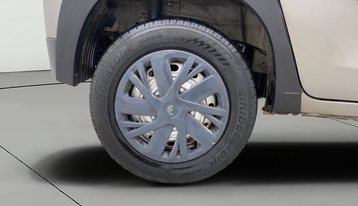 2018 Mahindra KUV 100 NXT K2 P 6 STR, Petrol, Manual, 38,892 km, Right Rear Wheel