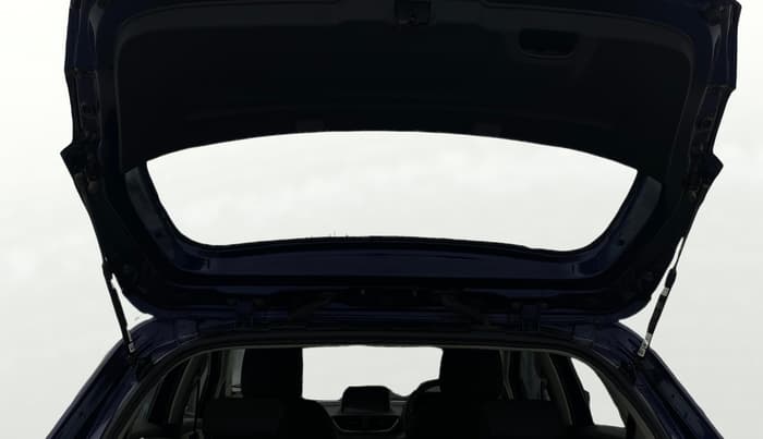 2023 Tata ALTROZ XZ PETROL, Petrol, Manual, 20,204 km, Boot Door Open