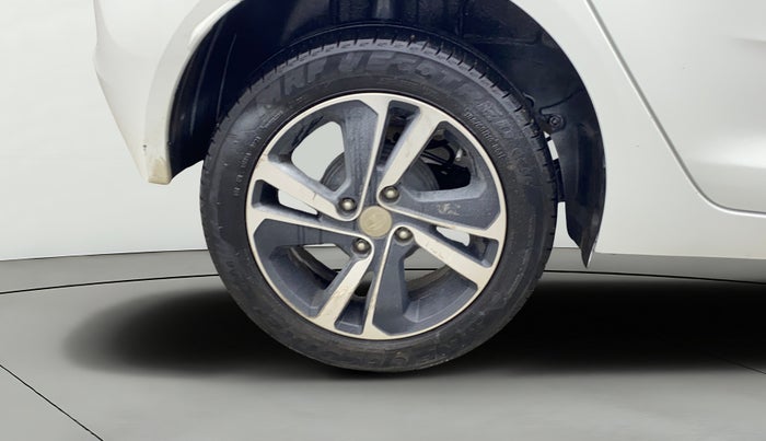 2023 Tata ALTROZ XZ PLUS DIESEL, Diesel, Manual, 10,430 km, Right Rear Wheel