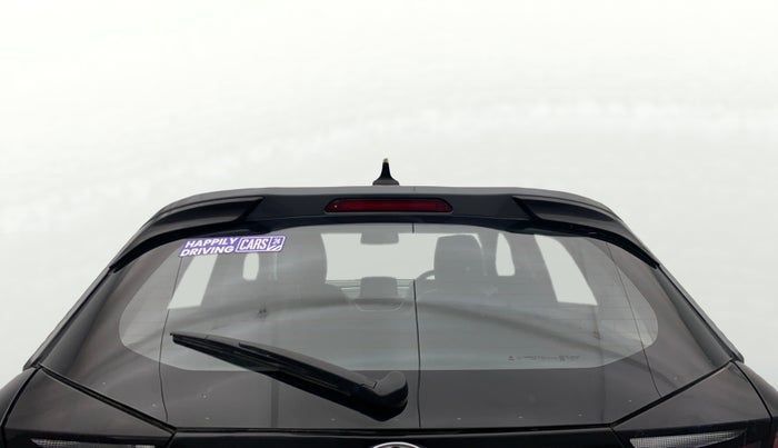 2023 Tata ALTROZ XZ + SUNROOF, Petrol, Manual, 8,013 km, Rear Windshield