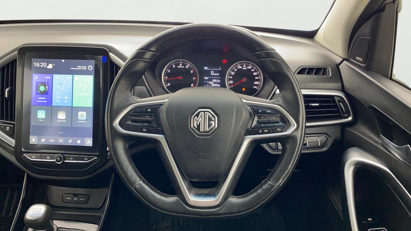 2019 MG HECTOR SMART HYBRID 1.5 PETROL, Petrol, Manual, 50,898 km, Steering Wheel Close Up