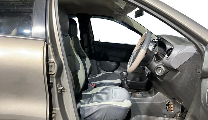 2017 Renault Kwid RXT 1.0, Petrol, Manual, 19,165 km, Right Side Front Door Cabin