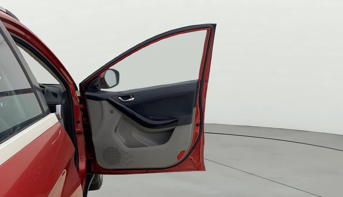 2018 Tata NEXON XZ PETROL, Petrol, Manual, 40,646 km, RHS Front Door