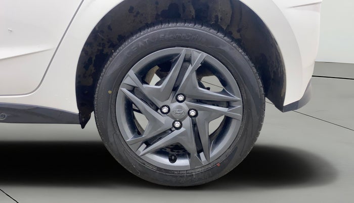 2020 Hyundai NEW I20 SPORTZ 1.2 MT, Petrol, Manual, 4,178 km, Left Rear Wheel