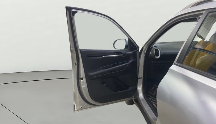 2022 KIA SONET HTK PLUS 1.2, Petrol, Manual, 21,413 km, LHS Front Door