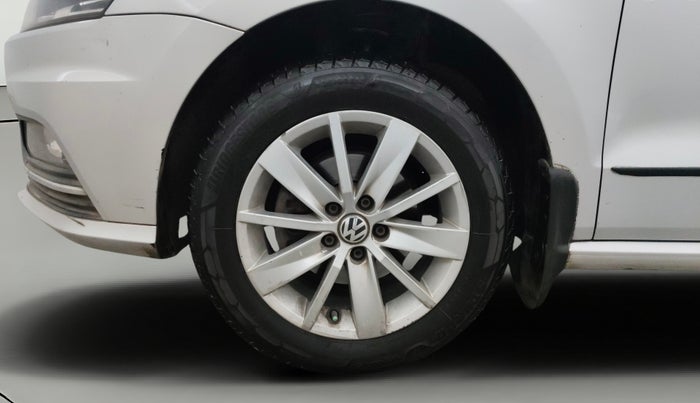 2017 Volkswagen Ameo HIGHLINE PLUS 1.5L AT 16 ALLOY, Diesel, Automatic, 1,44,864 km, Left Front Wheel