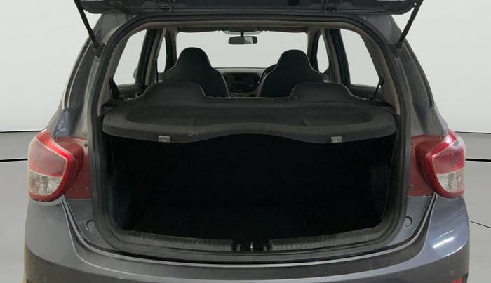 2016 Hyundai Grand i10 SPORTZ 1.2 KAPPA VTVT, Petrol, Manual, 34,584 km, Boot Open Zoomed View